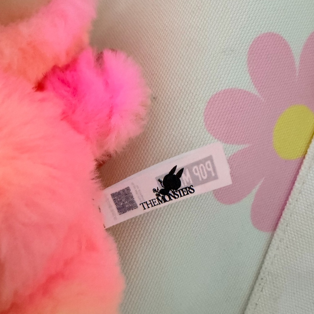 LOYALTY LABUBU! - Picture 3 of 4